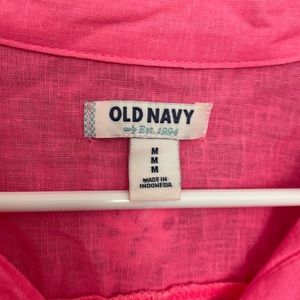 Bright pink medium old navy half button shirt.